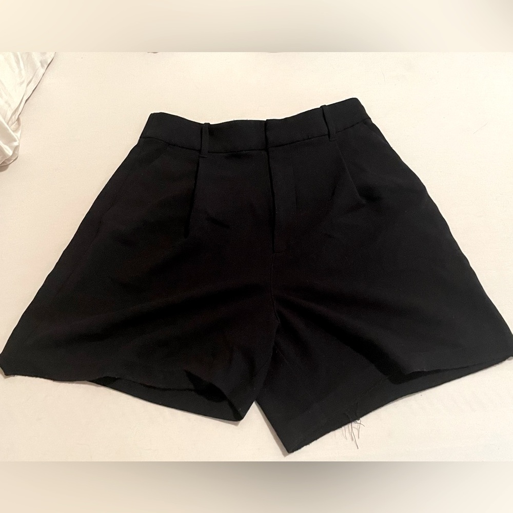 Abercrombie & Fitch Ultra High Rise Tailored Shorts, Black, Medium